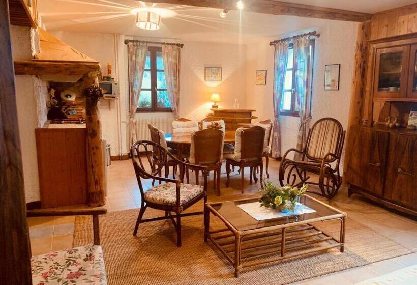 Апартаменты 1 Спальня с Видом, Le Castel Blanc