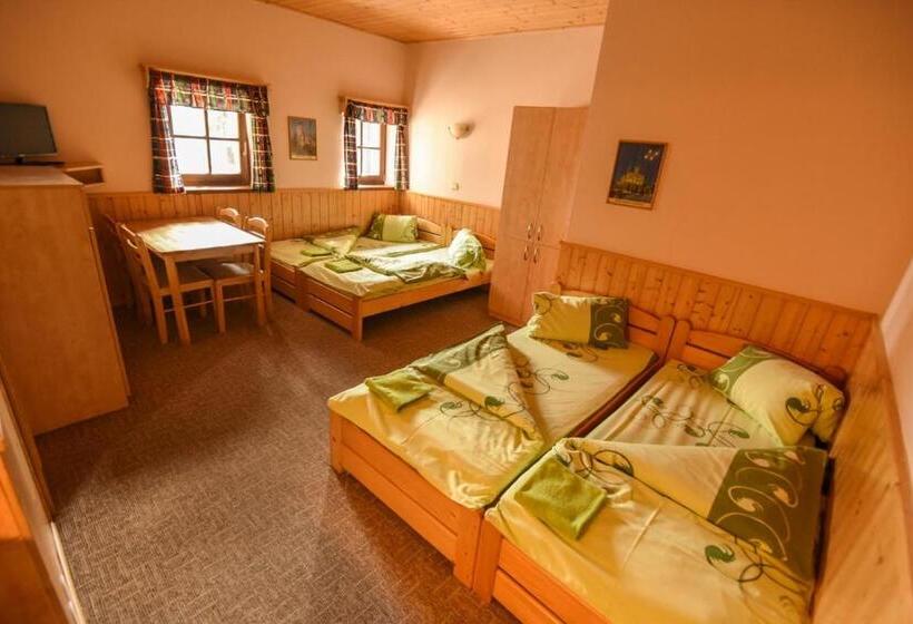 חדר סטנדרט לארבעה, Liberecká Bouda