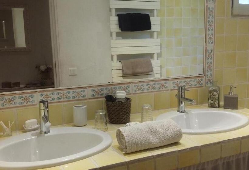 2 Bedrooms Suite Sea View, Massacan Vue Mer