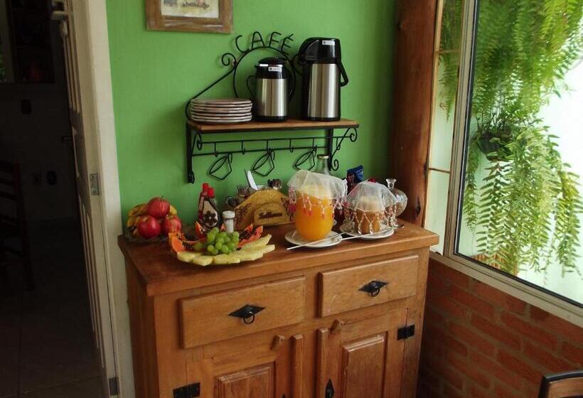 샬레, Pousada Stohler Haus