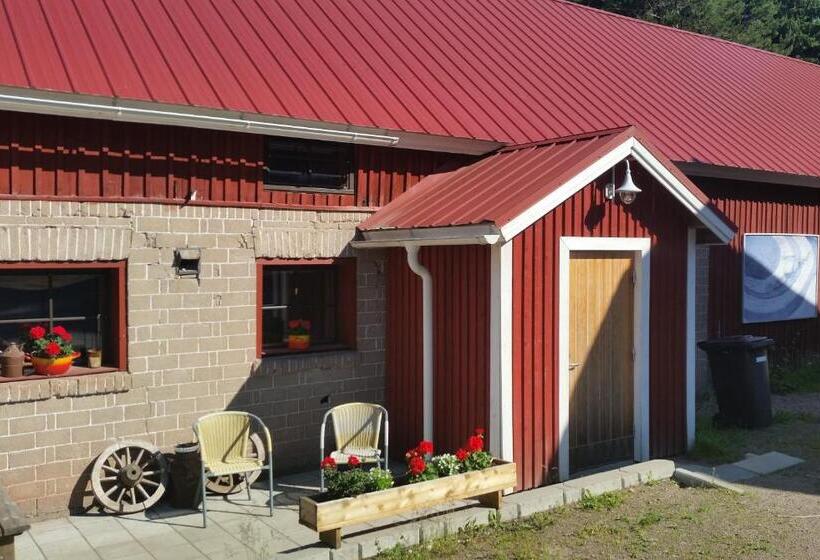 Дом 1 Спальня, Tuhannen Tarinan Talo