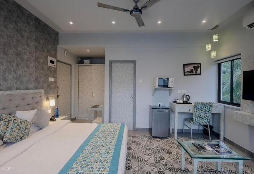 带阳台的豪华间, La Sunila Suites & Villas By Wsi, Baga