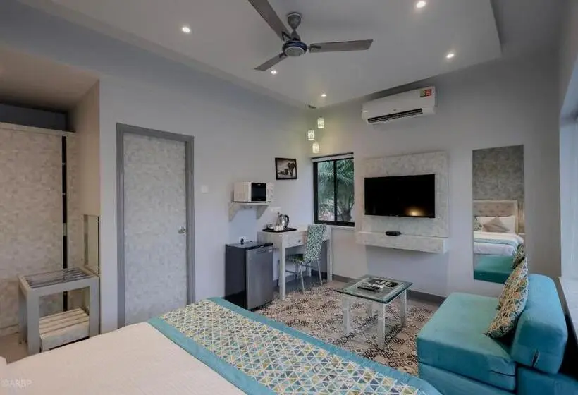 バルコニー付きデラックスルーム, La Sunila Suites & Villas By Wsi, Baga