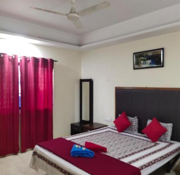 חדר דלוקס, Whistling Waves Beach Resort