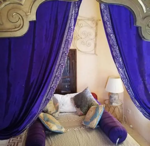 اتاق لوکس, Riad Dar El Caid   Palais Xiii Siecle