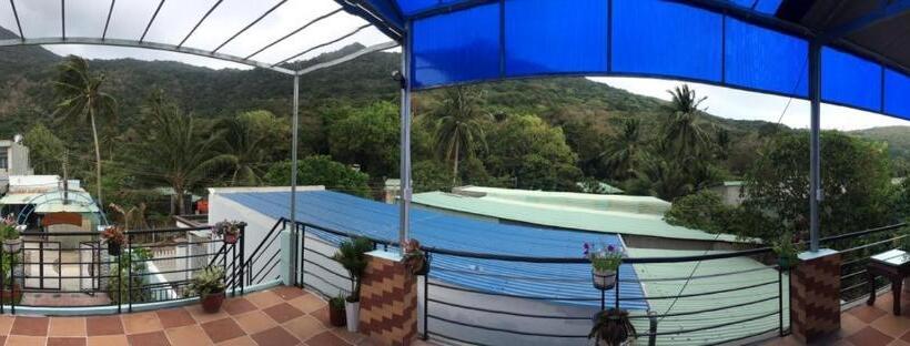 اتاق استاندارد با چشم‌انداز کوهستان, Con Son Green Island