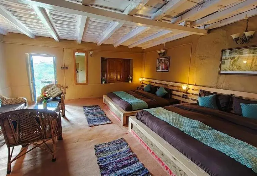 マウンテンビュースタンダードルーム, Neelkanth Retreat Mukteshwar