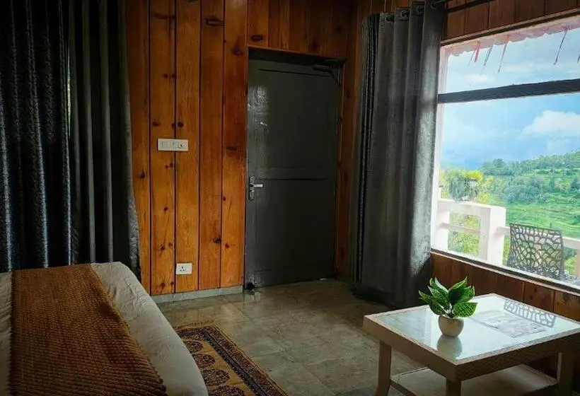 デラックストリプルルーム, Neelkanth Retreat Mukteshwar