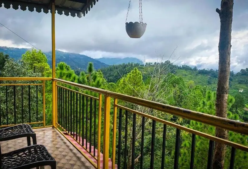 デラックスルーム, Neelkanth Retreat Mukteshwar