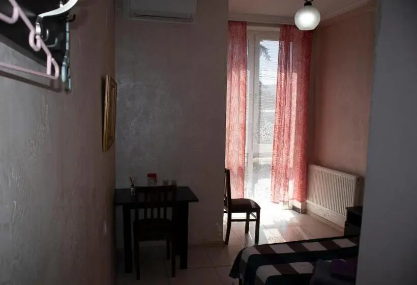 اتاق سوپریور, Glori