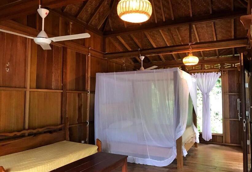 スーペリアファミリールーム, Rambai Tree Jungle Lodges