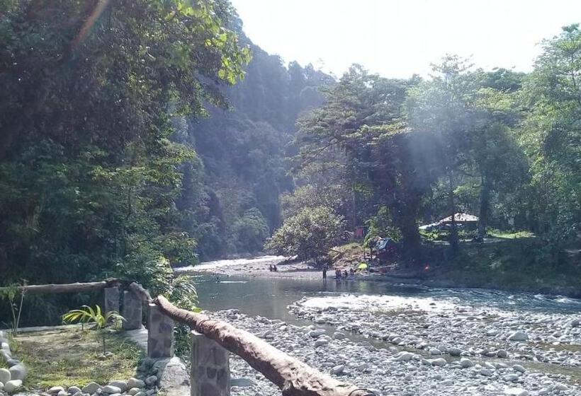 スーペリアファミリールーム, Rambai Tree Jungle Lodges