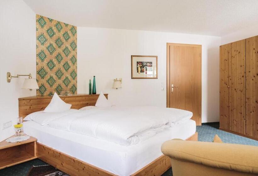 جناح عائلي, Alpenhotel Heimspitze