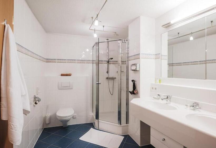 جناح جونيور مزوَّد بشرفة, Alpenhotel Heimspitze