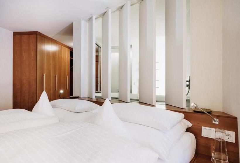 جناح جونيور مزوَّد بشرفة, Alpenhotel Heimspitze