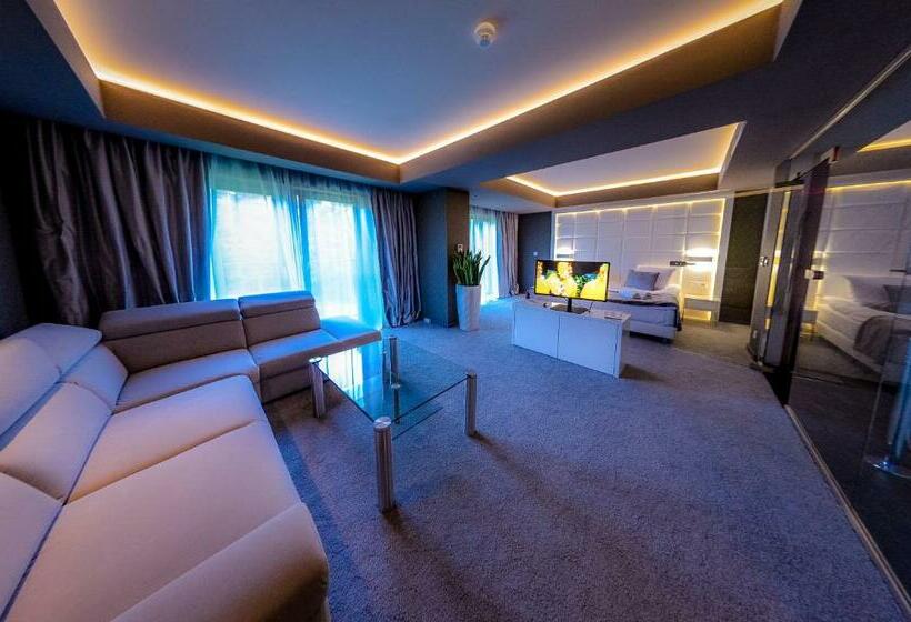 סוויטה דלוקס, Astone Conference & Spa