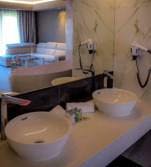 جناح ديلوكس, Astone Conference & Spa