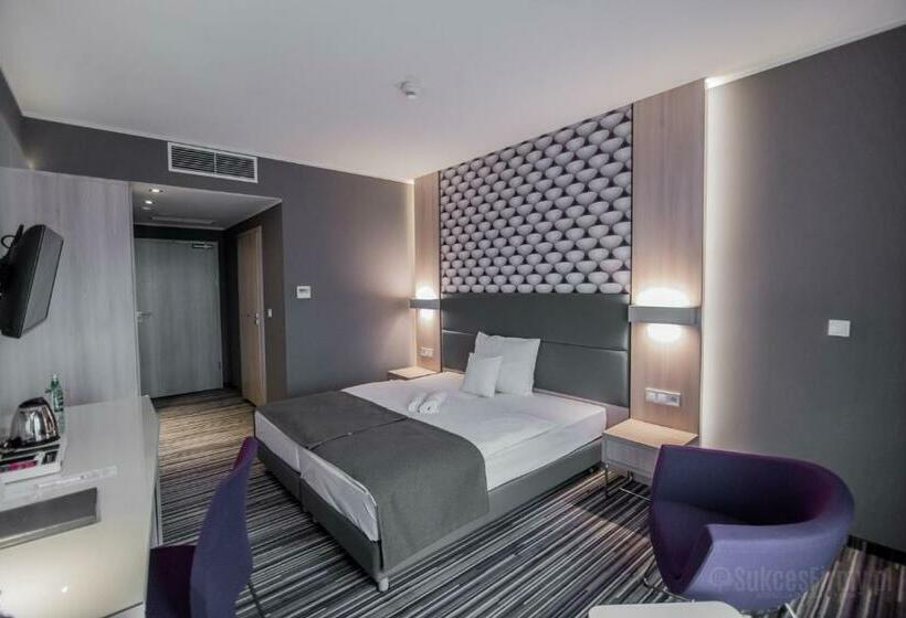 Номер Deluxe, Astone Conference & Spa