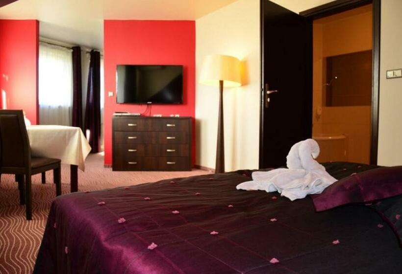 דירת חדר, Azalia & Spa