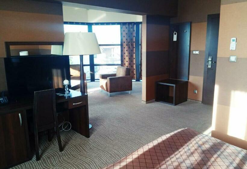 דירת חדר, Azalia & Spa