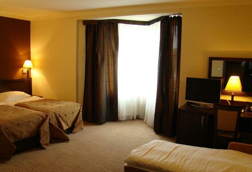 חדר סטנדרט לשלושה, Azalia & Spa