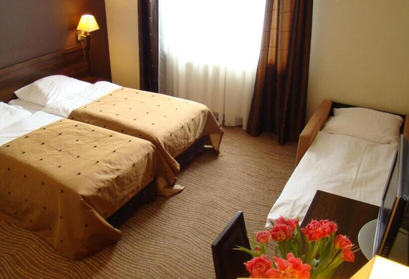 חדר סטנדרט לשלושה, Azalia & Spa