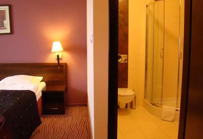 اتاق استاندارد یک نفره, Azalia & Spa