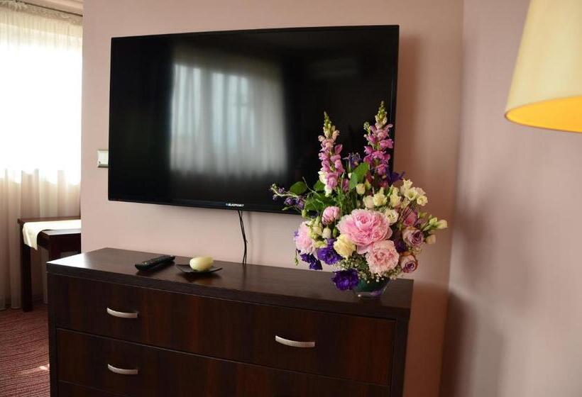 סוויטה, Azalia & Spa