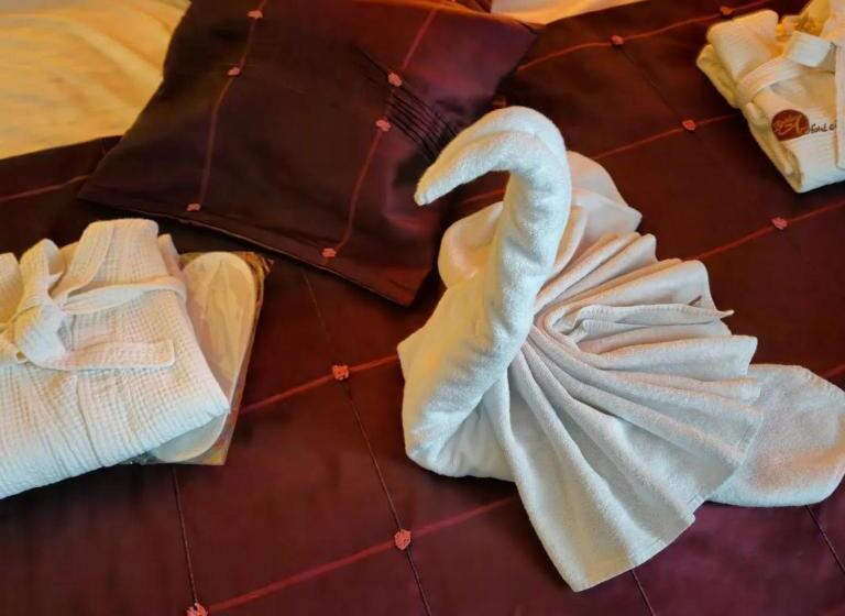 סוויטה, Azalia & Spa