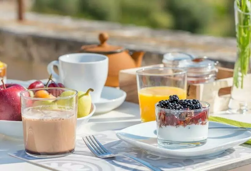 سوییت جونیور, Cas Cabo Nou Agroturismo Adults Only