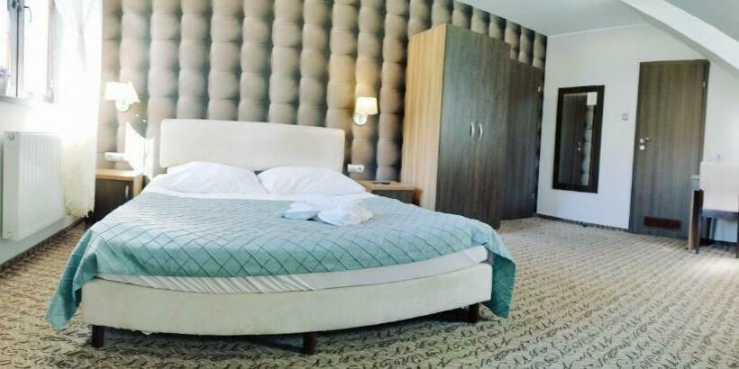 스탠다드 룸, Cykada