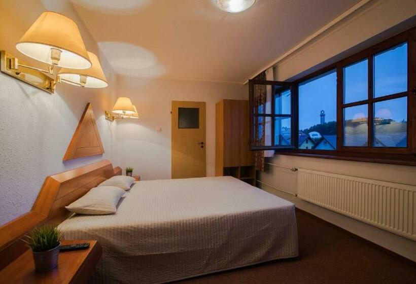 スタンダードトリプルルーム, Dom Wczasowy Kormoran Niechorze   300m Od Plaży