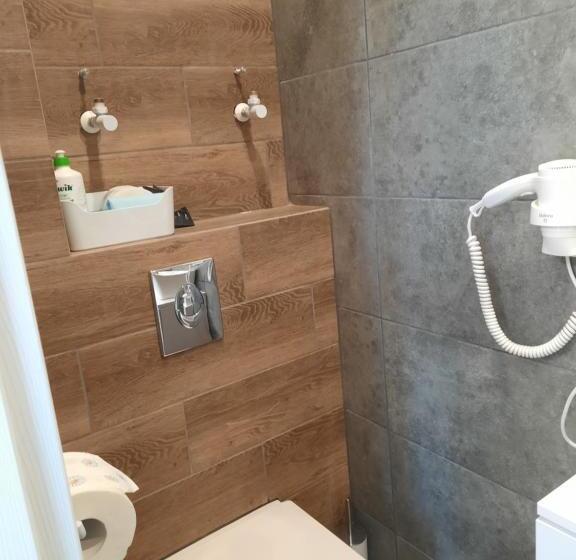 スタンダードルーム, Dom Wczasowy Kormoran Niechorze   300m Od Plaży