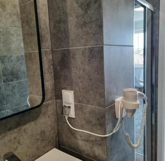 スタンダード4人部屋, Dom Wczasowy Kormoran Niechorze   300m Od Plaży