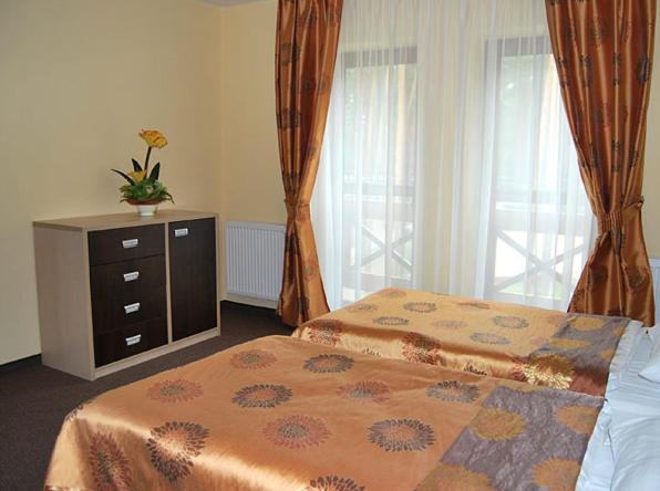 Номер Стандарт, Eljot