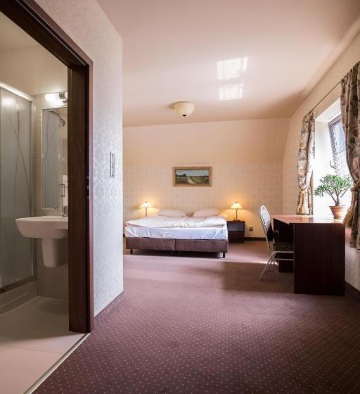 اتاق استاندارد با تخت بزرگ, Folwark