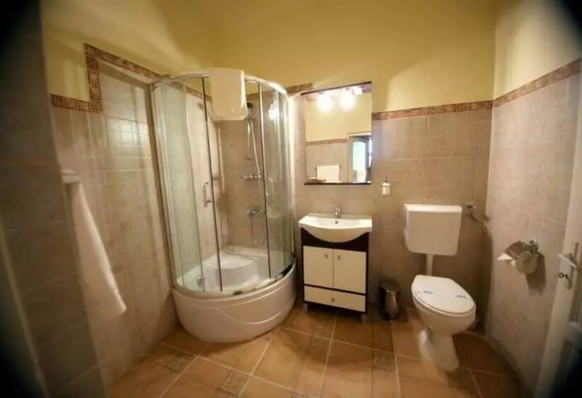 ファミリールーム, Fronius Boutique Residence