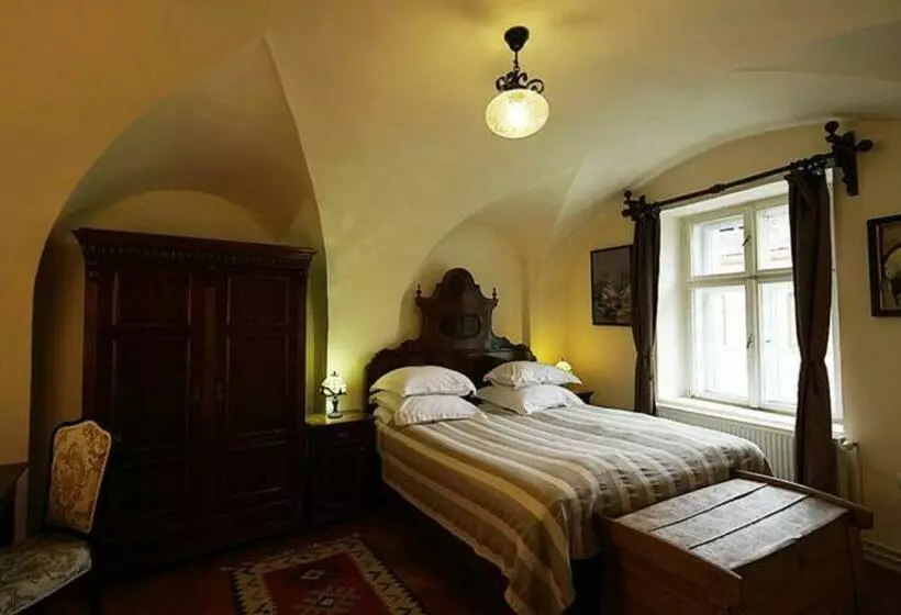 ファミリールーム, Fronius Boutique Residence