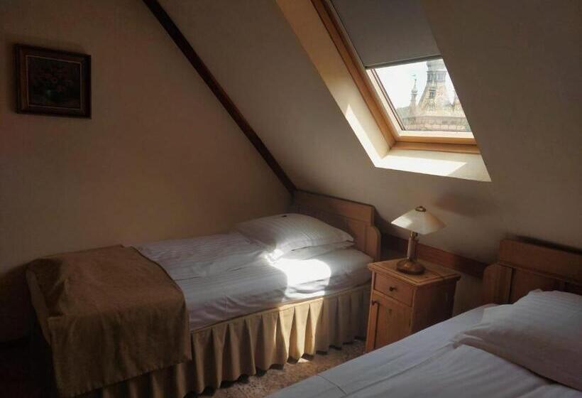 استودیوی استاندارد, Fronius Boutique Residence