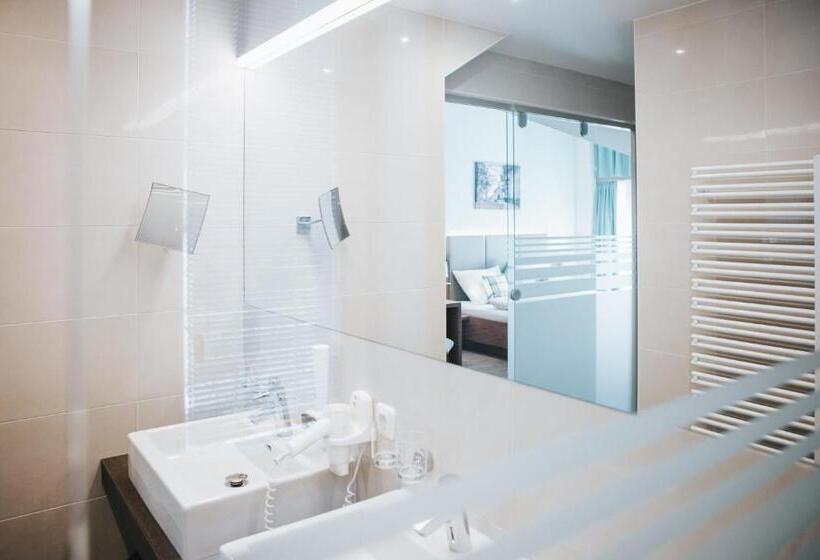 Семейный Номер, Gasthof Pension Luger