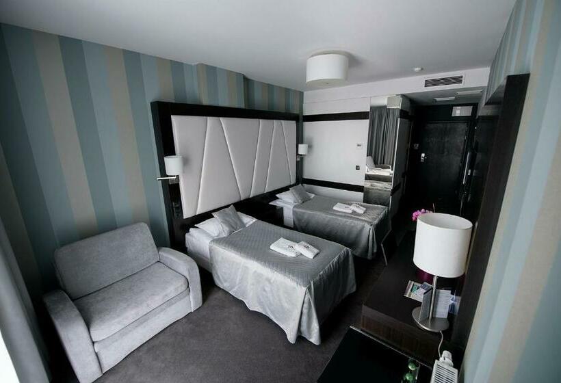 חדר סטנדרט, Grafit