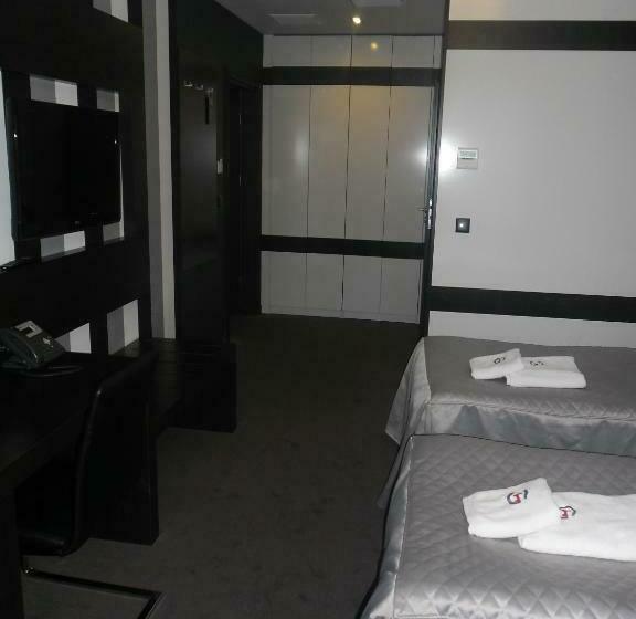 חדר סטנדרט, Grafit