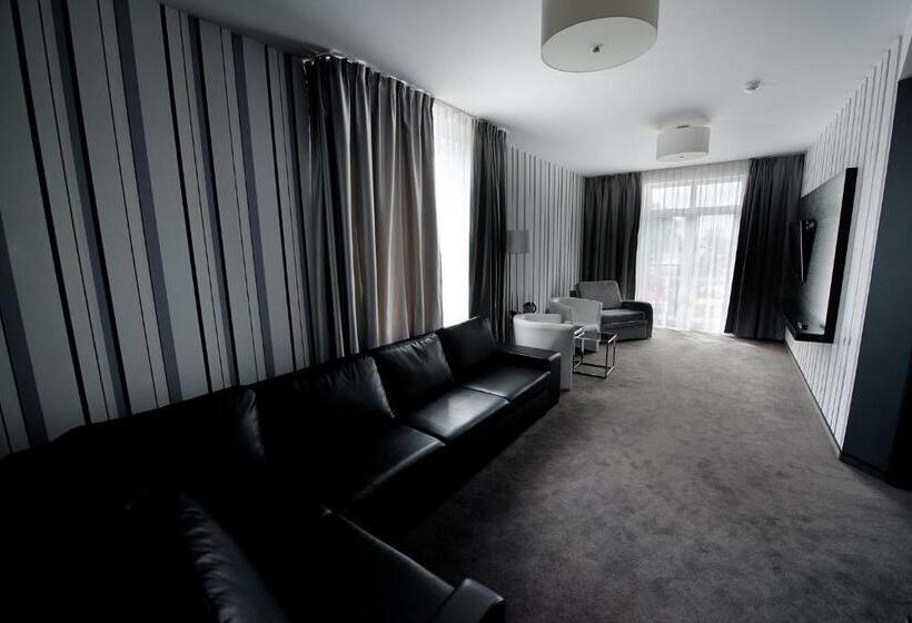 סוויטה, Grafit