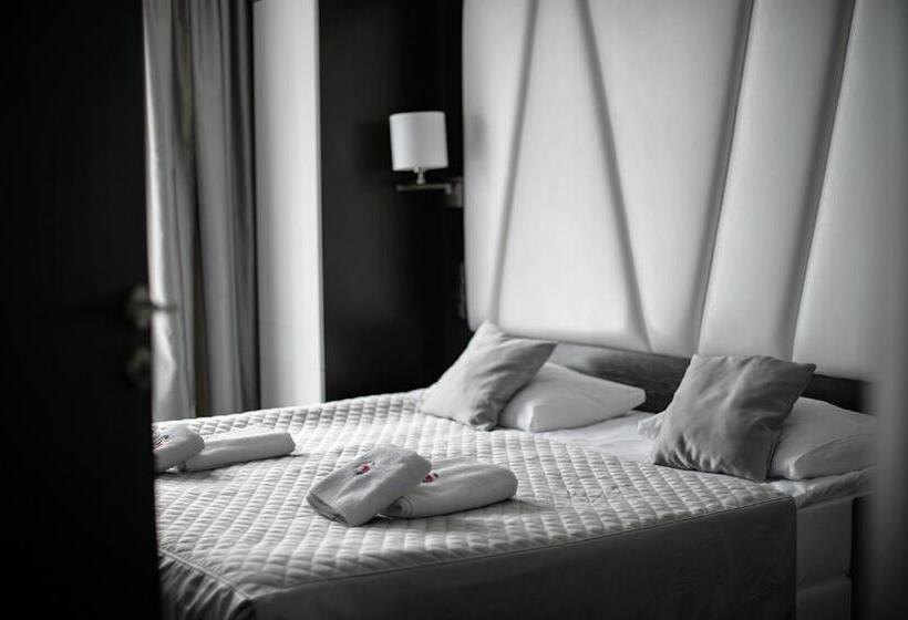 סוויטה, Grafit