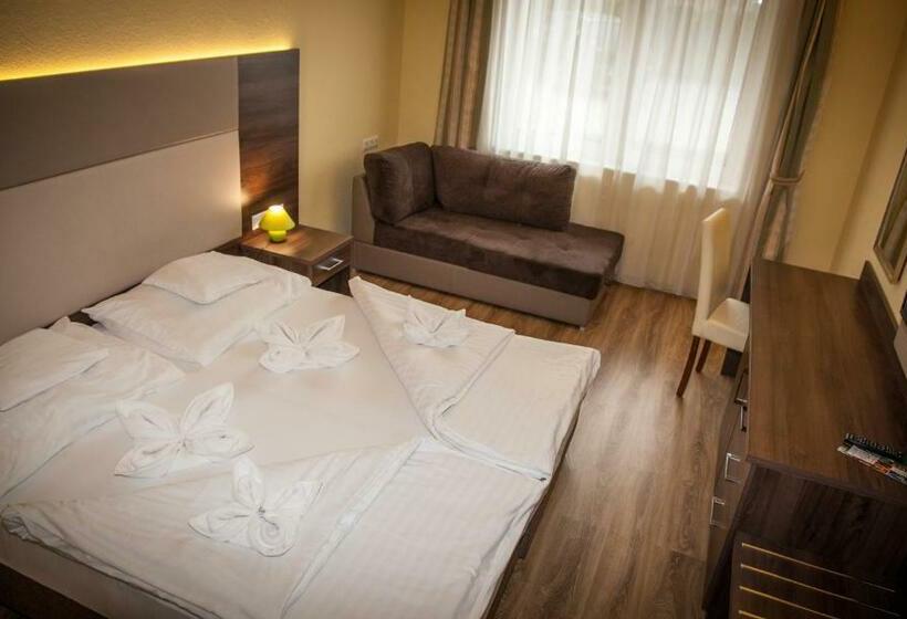 غرفة قياسية, Jade Hotel Ezüsthíd