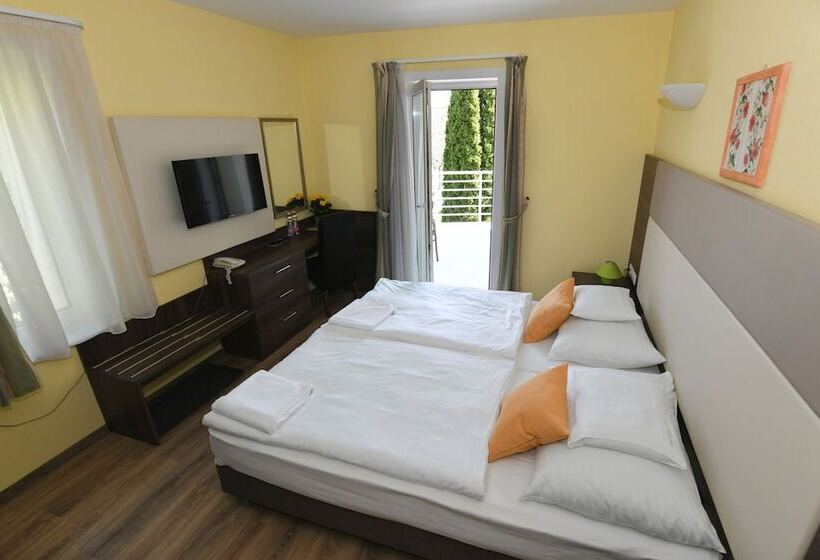 غرفة قياسية, Jade Hotel Ezüsthíd