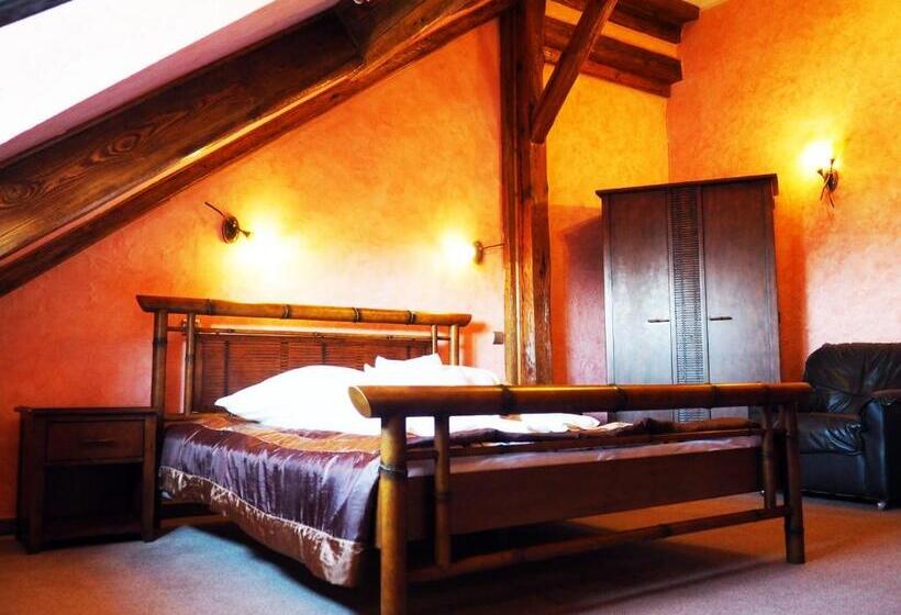 غرفة قياسية فردية, Jan