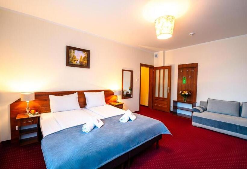 침실 2개 아파트, Kasztelan