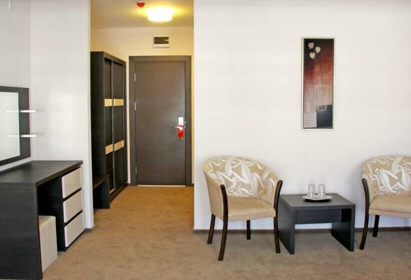 スタンダードルーム, King