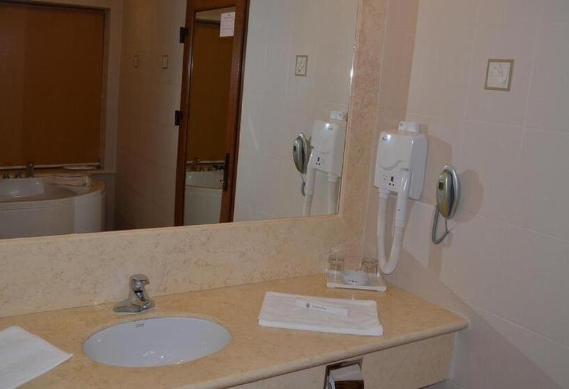 디럭스 룸, La Scoica Land